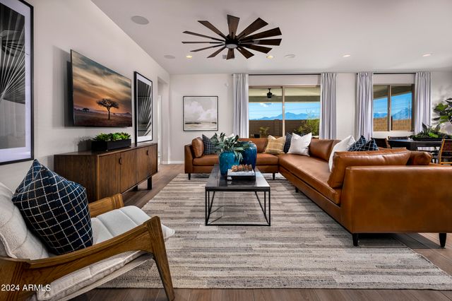 12614 W PARKWAY Lane, Avondale, AZ 85323