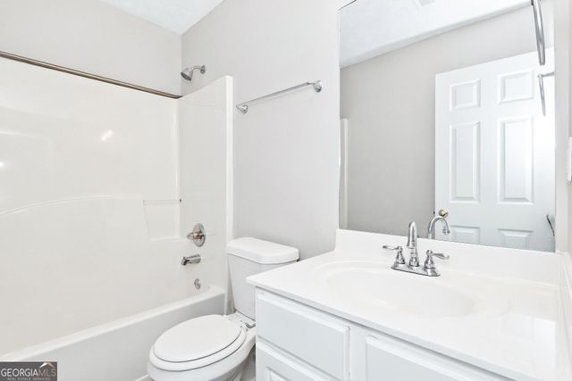 241 Chamberlyn Lane, Hiram, GA 30141