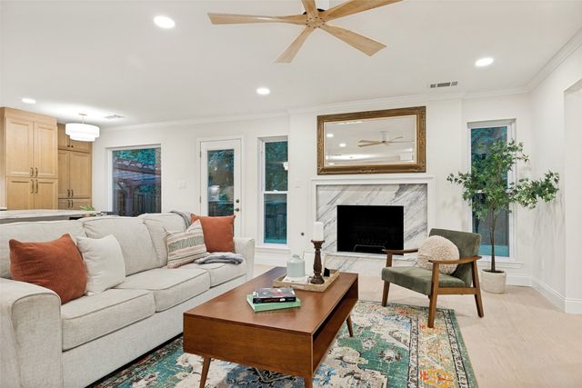407 Valley Cove Drive, Richardson, TX 75080