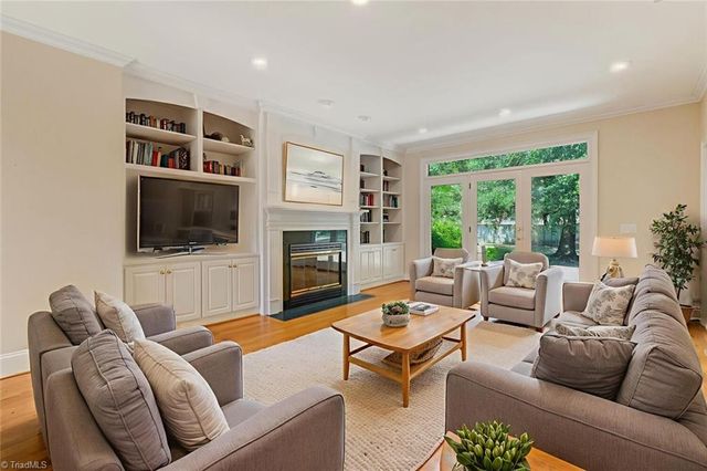 2037 Gurney Court, Burlington, NC 27215