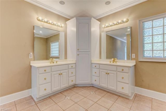 2037 Gurney Court, Burlington, NC 27215