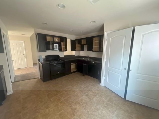 1411 Brighton Fort Drive, Houston, TX 77073