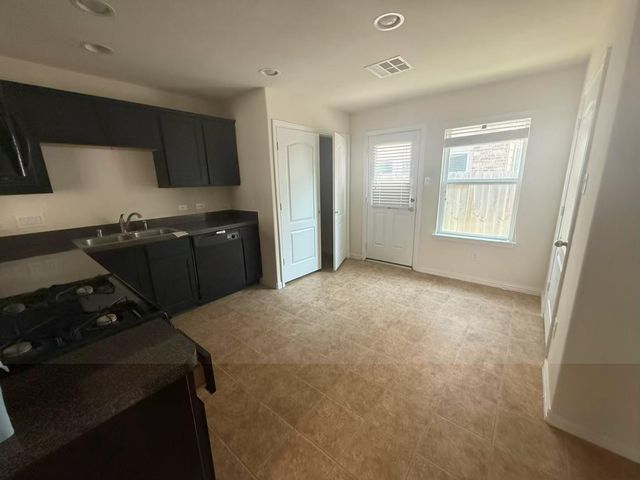 1411 Brighton Fort Drive, Houston, TX 77073