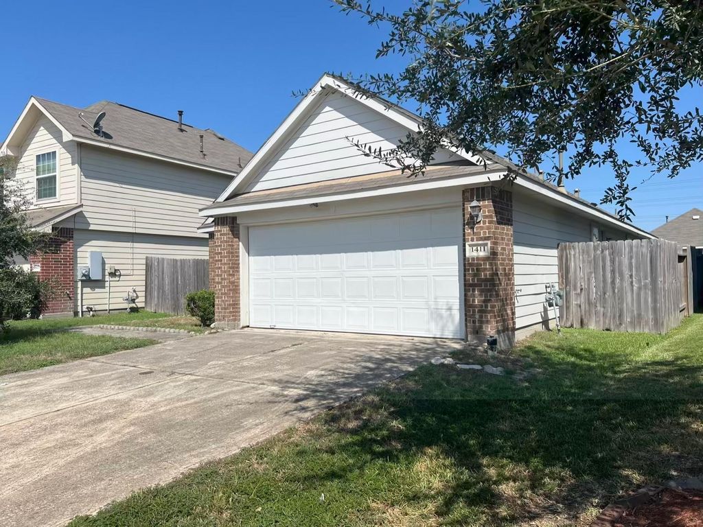 1411 Brighton Fort Drive, Houston, TX 77073