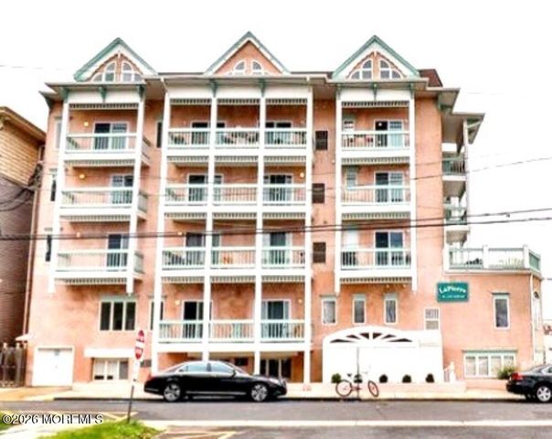 16 W Lake Avenue 16, Ocean Grove, NJ 07756