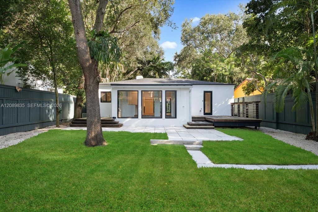 3794 Irvington Avenue 0, Miami, FL 33133