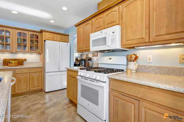 6430 Peppertree Circle, Anchorage, AK 99504