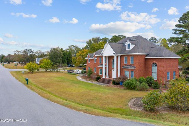 1181 Cedar Hill Drive, Williamston, NC 27892