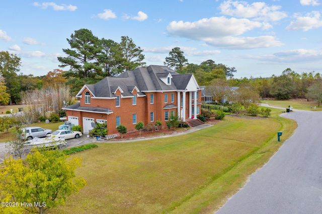 1181 Cedar Hill Drive, Williamston, NC 27892