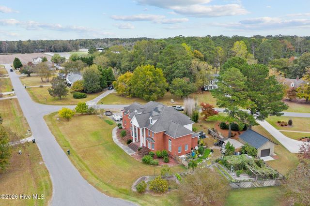 1181 Cedar Hill Drive, Williamston, NC 27892