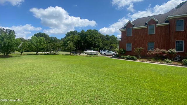 1181 Cedar Hill Drive, Williamston, NC 27892