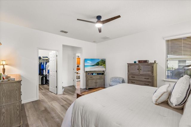 30231 HACKNEY LOOP, Mount Dora, FL 32757