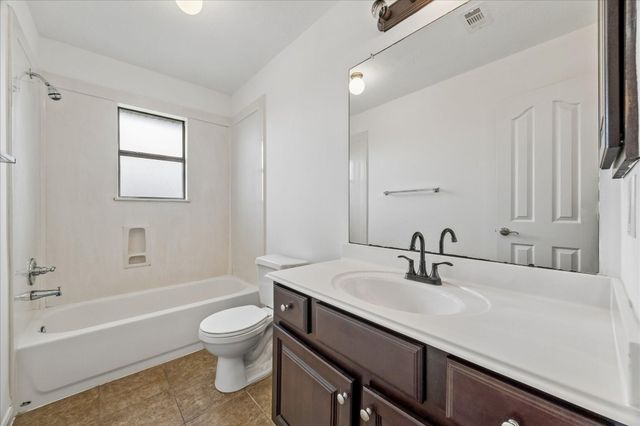 2410 Arabian Trail, Manvel, TX 77578