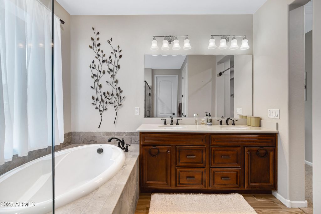 Image 12 of property listing at 4422 W ADOBE Drive, Eloy, AZ 85131