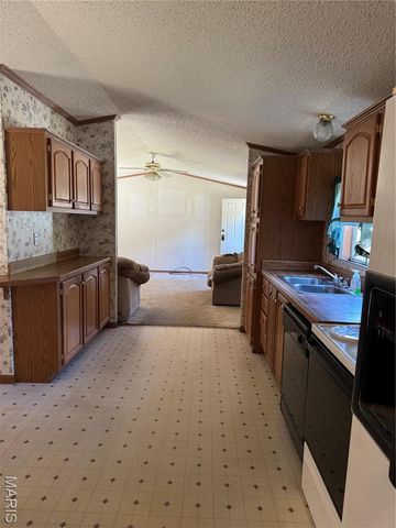 16252 Kimmel Road, Ste Genevieve, MO 63670