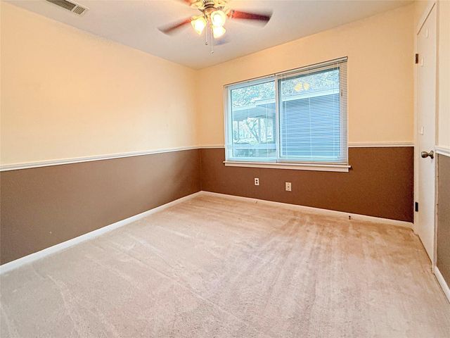 116 Cypress Street, Lake Jackson, TX 77566