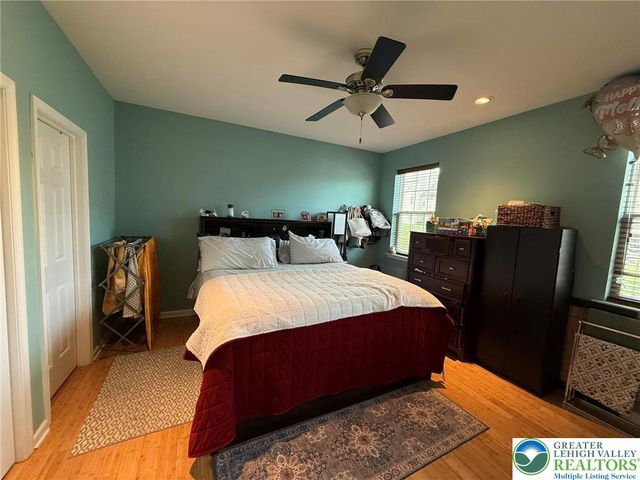 835 Holly Blue Way, Upper Macungie Twp, PA 18031