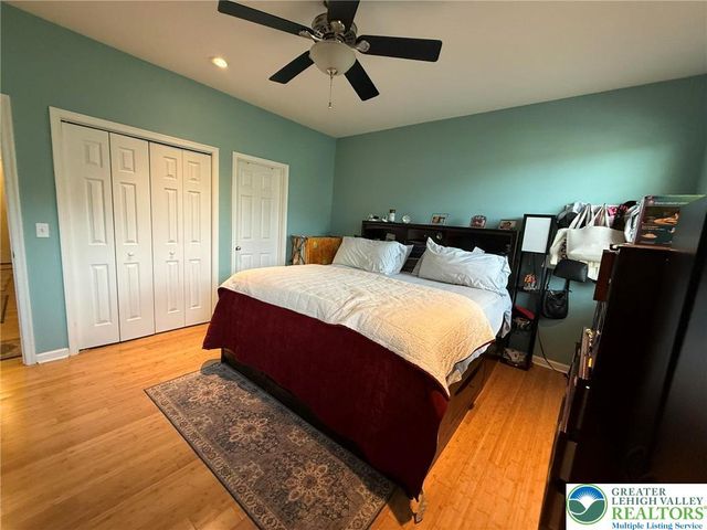 835 Holly Blue Way, Upper Macungie Twp, PA 18031