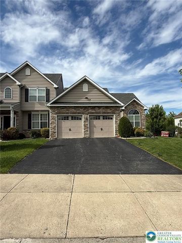 835 Holly Blue Way, Upper Macungie Twp, PA 18031