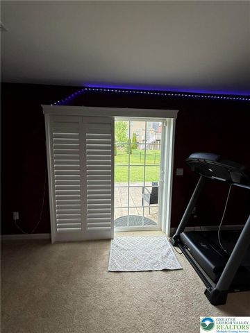 835 Holly Blue Way, Upper Macungie Twp, PA 18031