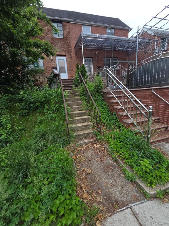 15046 78th Road, Kew Gardens, NY 11367