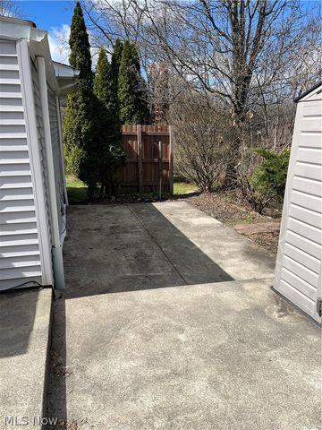 1010 Moneta Avenue, Aurora, OH 44202