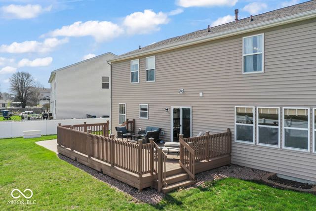 19226 Pacifica Place, Noblesville, IN 46060