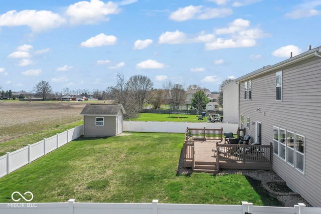 19226 Pacifica Place, Noblesville, IN 46060