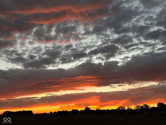 19226 Pacifica Place, Noblesville, IN 46060