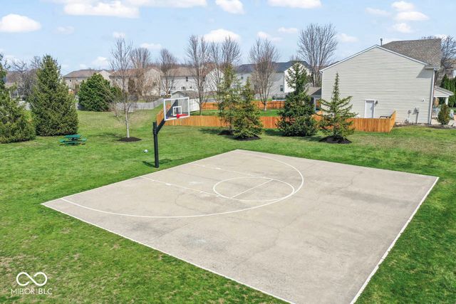 19226 Pacifica Place, Noblesville, IN 46060