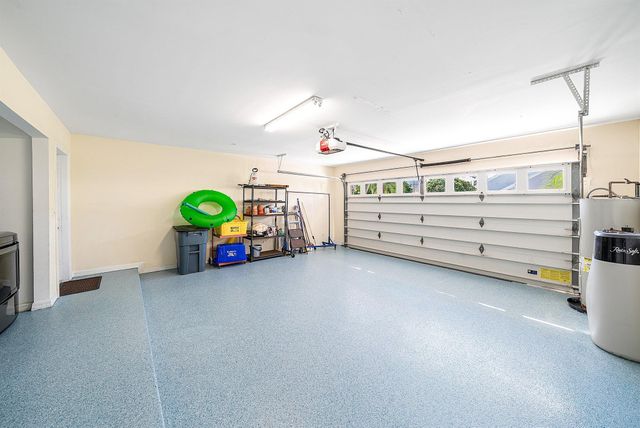 8 Windsor Lane, Palm Beach Gardens, FL 33418