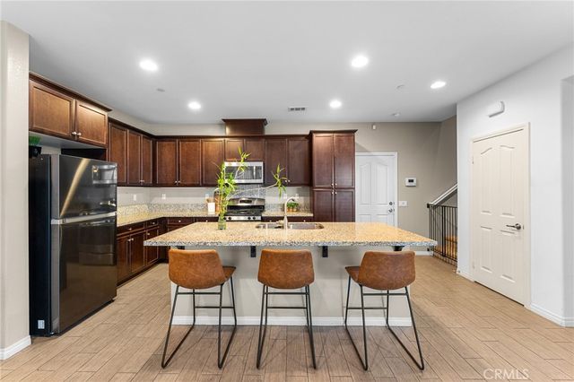 6081 Satterfield Way, Chino, CA 91710