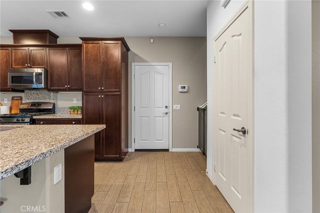 6081 Satterfield Way, Chino, CA 91710