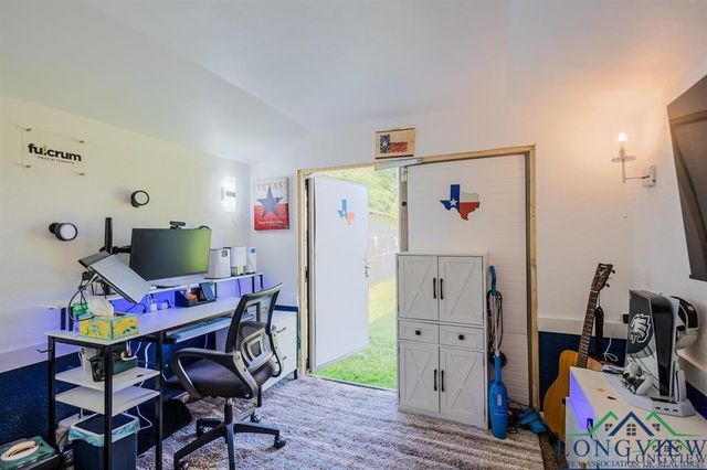 500 Jasper Dr., Marshall, TX 75672