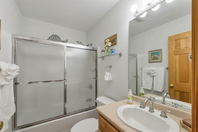 100 Olympia Street, Moultonborough, NH 03254