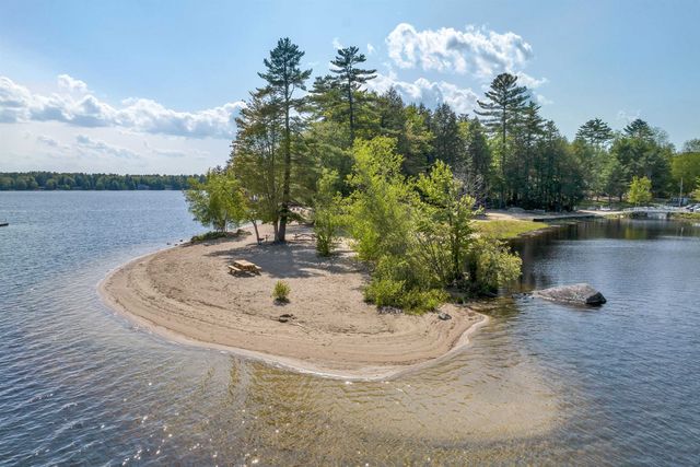 100 Olympia Street, Moultonborough, NH 03254