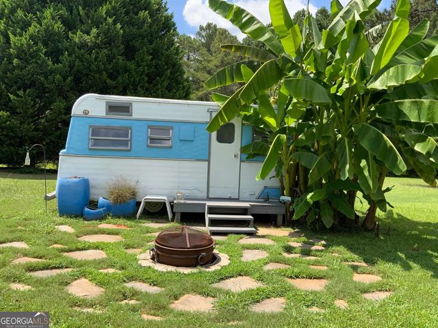 35 Candlewood Drive, Newnan, GA 30265