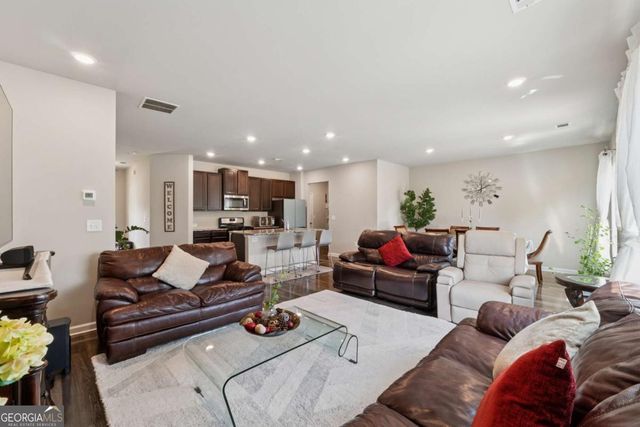 79 Auburn Crossing Drive, Auburn, GA 30011