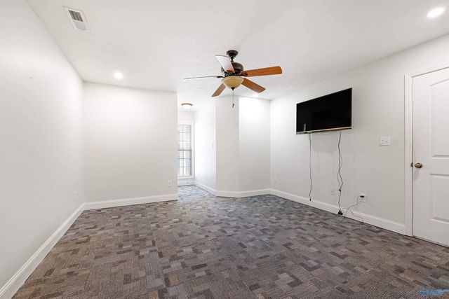 17704 Antlers Pass, Athens, AL 35611