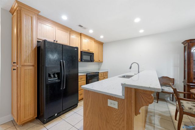 17704 Antlers Pass, Athens, AL 35611