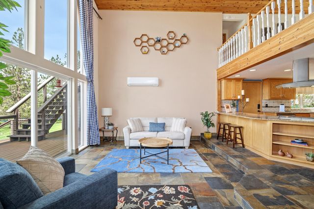 3850 E Antelope Road, Eagle Point, OR 97524