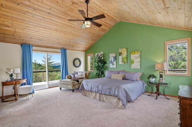 3850 E Antelope Road, Eagle Point, OR 97524