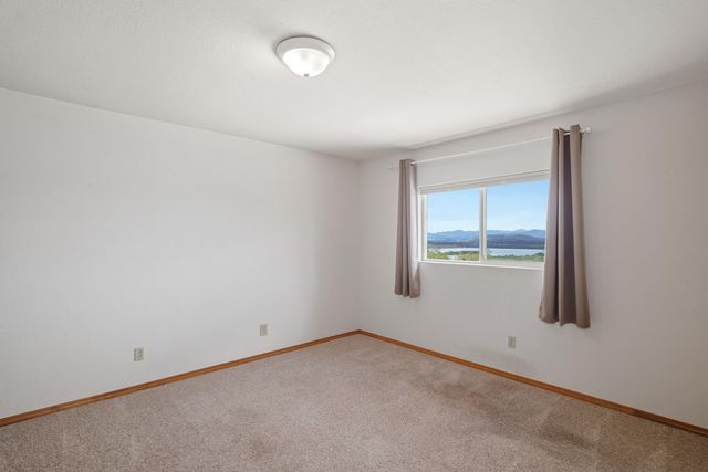 3850 E Antelope Road, Eagle Point, OR 97524