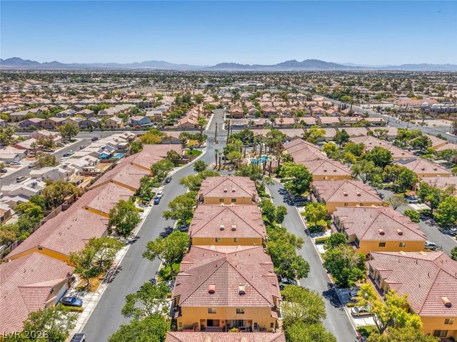 6437 Sundown Heights Avenue, Las Vegas, NV 89130