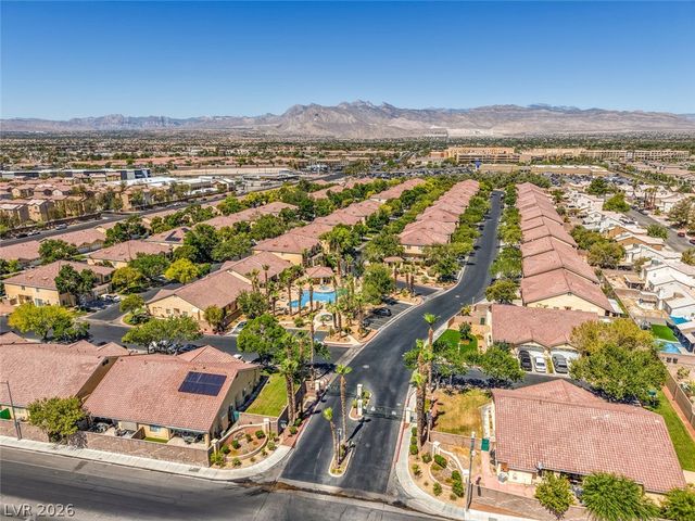 6437 Sundown Heights Avenue, Las Vegas, NV 89130