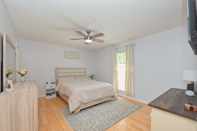 936 Jordan Cir, White Bluff, TN 37187