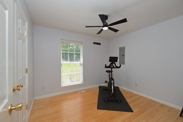 936 Jordan Cir, White Bluff, TN 37187