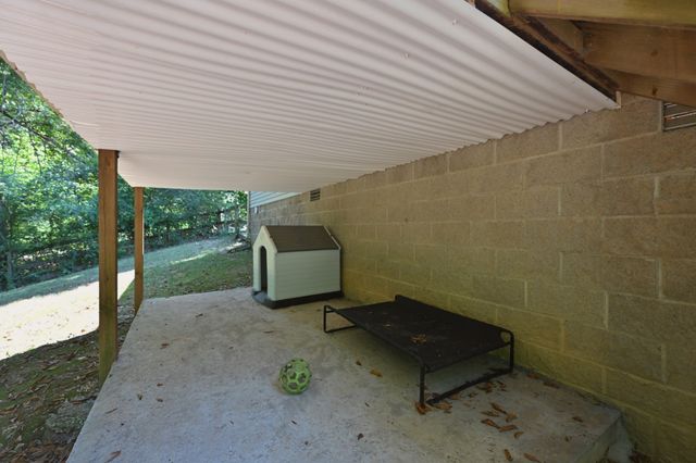 936 Jordan Cir, White Bluff, TN 37187