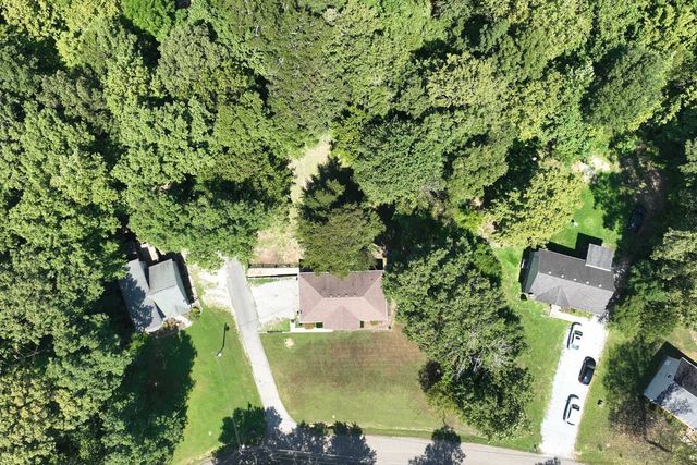 936 Jordan Cir, White Bluff, TN 37187