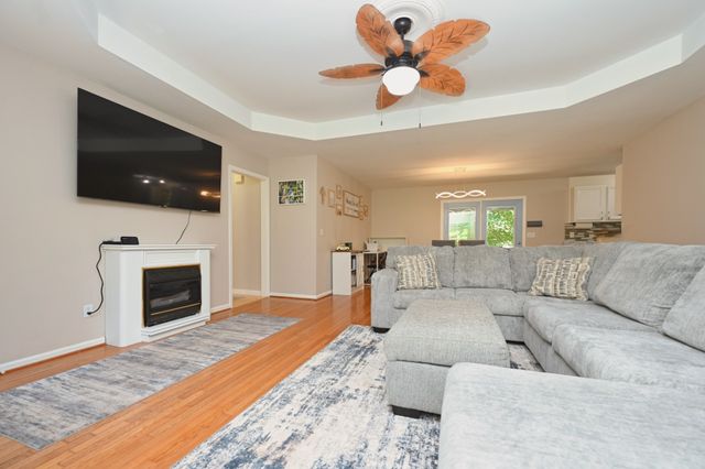 936 Jordan Cir, White Bluff, TN 37187